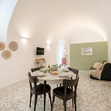 Auriga-elegance In Modugno Appartement