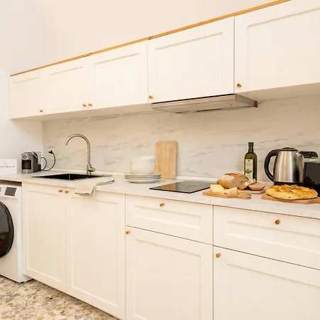 Apartamento Auriga-elegance In Modugno Bari
